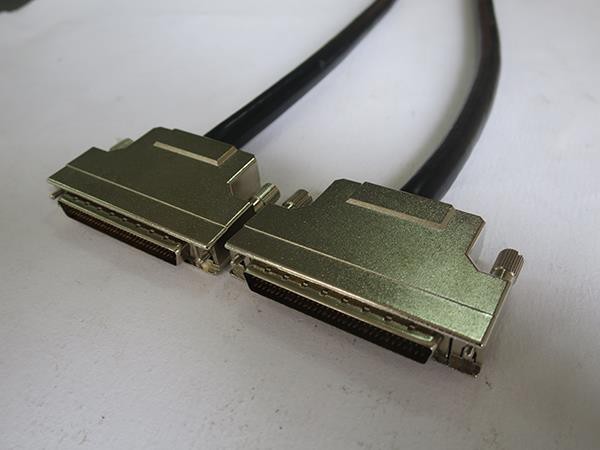 HPDB68 ชายกับหญิง SCSI III เคเบิ้ล